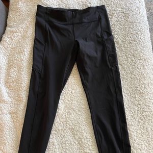 Lululemon Speed Up tight Sz 10